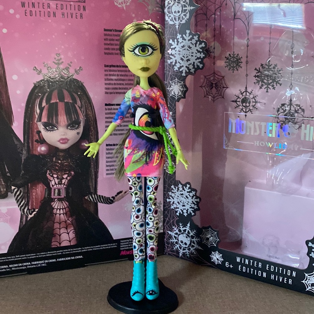 Monster High I Love Fashion Iris Clops Doll
